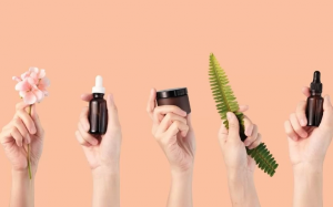 Retinol hay peptide tốt hơn cho da?