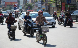 Bắc Bộ ngày nắng gián đoạn, Nam Bộ có mưa vừa đến mưa to