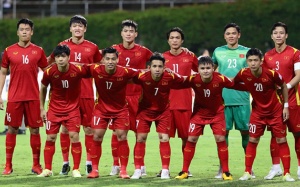 HLV Troussier trao cơ hội cho Công Phượng, Quang Hải