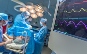 Y tế tuần: Ca phẫu thuật 6 tiếng cứu bệnh nhân ung thư thận 