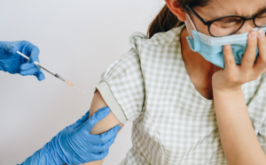 Lý giải chứng sợ kim tiêm và cách vượt qua