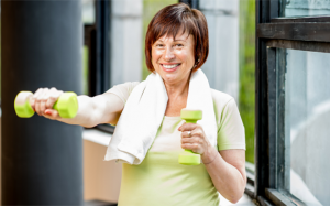 Bài tập bụng cải thiện vóc dáng cho chị em tuổi mãn kinh