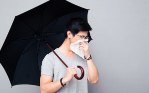 Đề phòng cảm lạnh khi dầm mưa