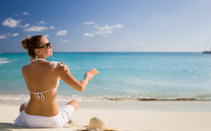 Mẹo bảo vệ da khi đi biển