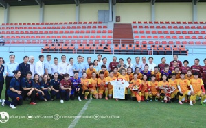 ĐT nữ Việt Nam lên đường dự World Cup: Khát vọng lấp lánh