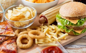 5 thực phẩm bạn cần hạn chế nếu muốn sống thọ