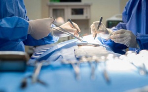 Ca phẫu thuật 'thần kỳ': Nối lại đầu cho cậu bé bị tai nạn giao thông