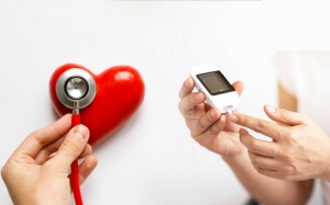 Bị đái tháo đường kèm bệnh tim, không dùng thuốc được không?