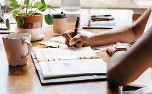 Tử vi thứ Bảy (22/7/2023): Kim Ngưu nên tập trung vào các kế hoạch cá nhân