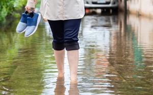 Cách phòng ngừa nấm da chân mùa mưa