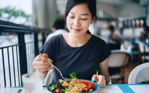 Lưu ý về dinh dưỡng cho phụ nữ ngoài tuổi 40