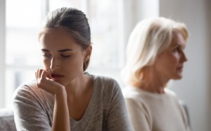 Tử vi thứ Năm (17/8/2023): Cự Giải có thể vướng vào tranh cãi với người thân