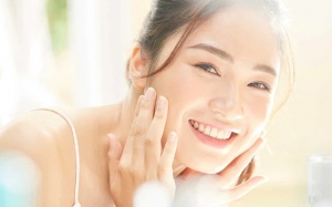 Dưỡng da với acid hyaluronic thế nào cho hiệu quả?
