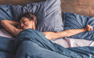 Thời điểm nên ngủ sau bữa tối để tăng cường đốt cháy chất béo