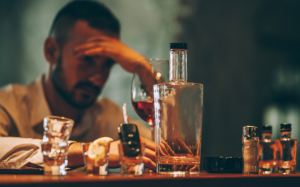 Infographic: Nghiện rượu và những hệ lụy