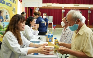 'Có hẹn cùng thanh xuân' - Chuyến tàu ngược thời gian cho người cao tuổi