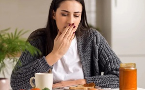 Không chủ quan với tình trạng buồn nôn sau khi ăn