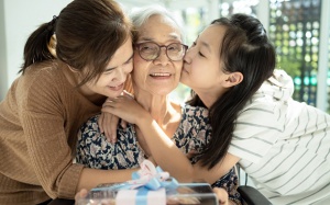 5 lý do đằng sau tuổi thọ lâu dài của phụ nữ 