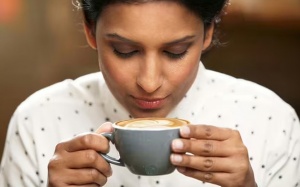 Chuyên gia dinh dưỡng cảnh báo 3 đối tượng nên tránh cà phê 
