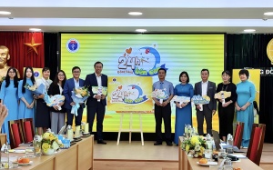 Dành thời gian chất lượng bên con giúp trẻ phát triển toàn diện