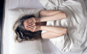 Vì sao mệt mỏi nhưng không ngủ được?