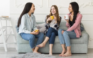 Tử vi thứ Ba (26/12/2023): Kim Ngưu nên tâm sự khó khăn với người thân