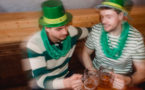 Làm thế nào để hết cảm giác nôn nao khi say rượu một cách tự nhiên?