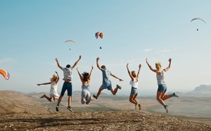 Tử vi thứ Hai (29/1/2024): Nhân Mã nên dành thời gian vui chơi với bạn bè