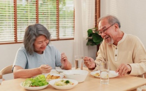 Cẩm nang dinh dưỡng ngày Tết cho người mỡ máu cao