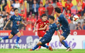 Vòng 11 V.League 2023/24: HAGL vùng vẫy tránh rớt hạng