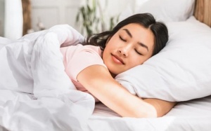 Mẹo giúp bạn ngủ ngon trong kỳ kinh nguyệt
