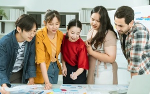 Tử vi thứ Năm (7/3/2024): Kim Ngưu nên chủ động tham gia các hoạt động nhóm