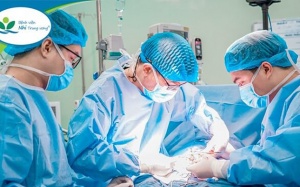 Y tế tuần: Ca ghép thận viết tiếp tương lai cho bé gái bị suy thận mạn 