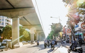 Nắng nóng bao trùm cả nước, có nơi trên 40 độ