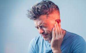 Ngứa tai liên tục do đâu?