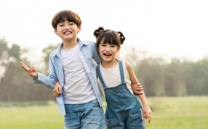 Tử vi thứ Sáu (12/4/2024): Song Tử có thể mang tới niềm vui cho mọi người