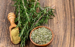 Cách sử dụng hương thảo - gia vị giàu chất chống viêm