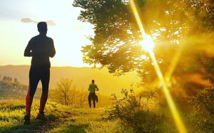 Làm thế nào để bảo vệ làn da khi hoạt động ngoài trời?