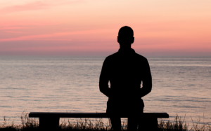 Cô đơn là một cảm giác tự nhiên, không thể và không nên né tránh