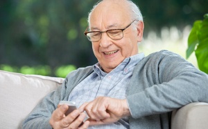 3 vấn đề thị lực thường gặp ở người cao tuổi và cách phòng tránh