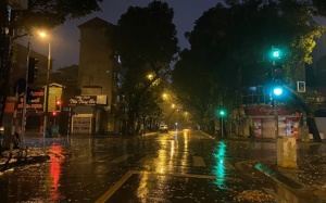 Nhiều nơi trên cả nước có mưa lớn trong đêm