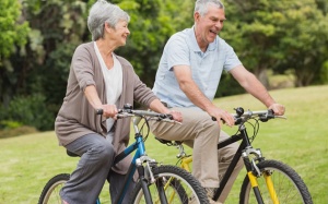 Đạp xe giúp khớp khỏe, ngăn ngừa thoái hóa khớp gối