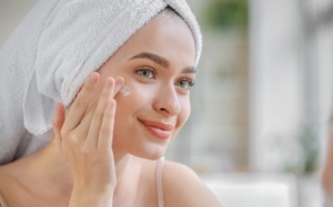 Chọn loại hoạt chất peptide nào để da sáng khoẻ?