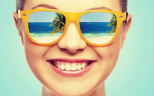 Cách bảo vệ mắt trong mùa Hè nắng nóng