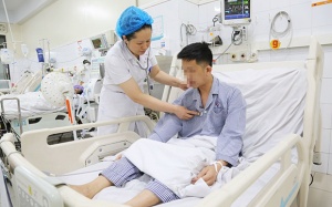 Quảng Ninh: Cứu sống nam thanh niên sau khi đã ngừng tim gần 1 giờ
