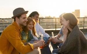 Tử vi thứ Năm (4/7/2024): Kim Ngưu nên chủ động chia sẻ với người thân