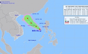 Biển Đông xuất hiện áp thấp nhiệt đới, đất liền mưa vài nơi