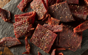 Lưu ý khi ăn thịt bò khô để bảo vệ sức khỏe