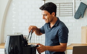 Lưu ý giúp sử dụng nồi chiên không dầu an toàn, hiệu quả