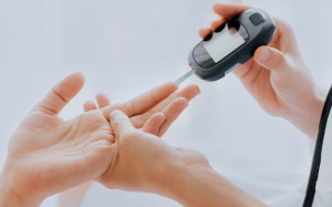 Đái tháo đường: Đường huyết 12,6mmol/L có nguy hiểm không?